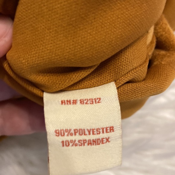 ARYEH Suede Skirt size M brand new with tag color camel waist 30” - Picture 10 of 12